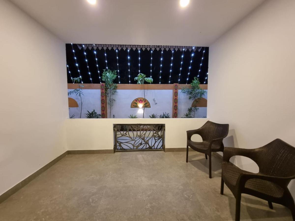 D Wayfarer Inn Resort 에로드 외부 사진