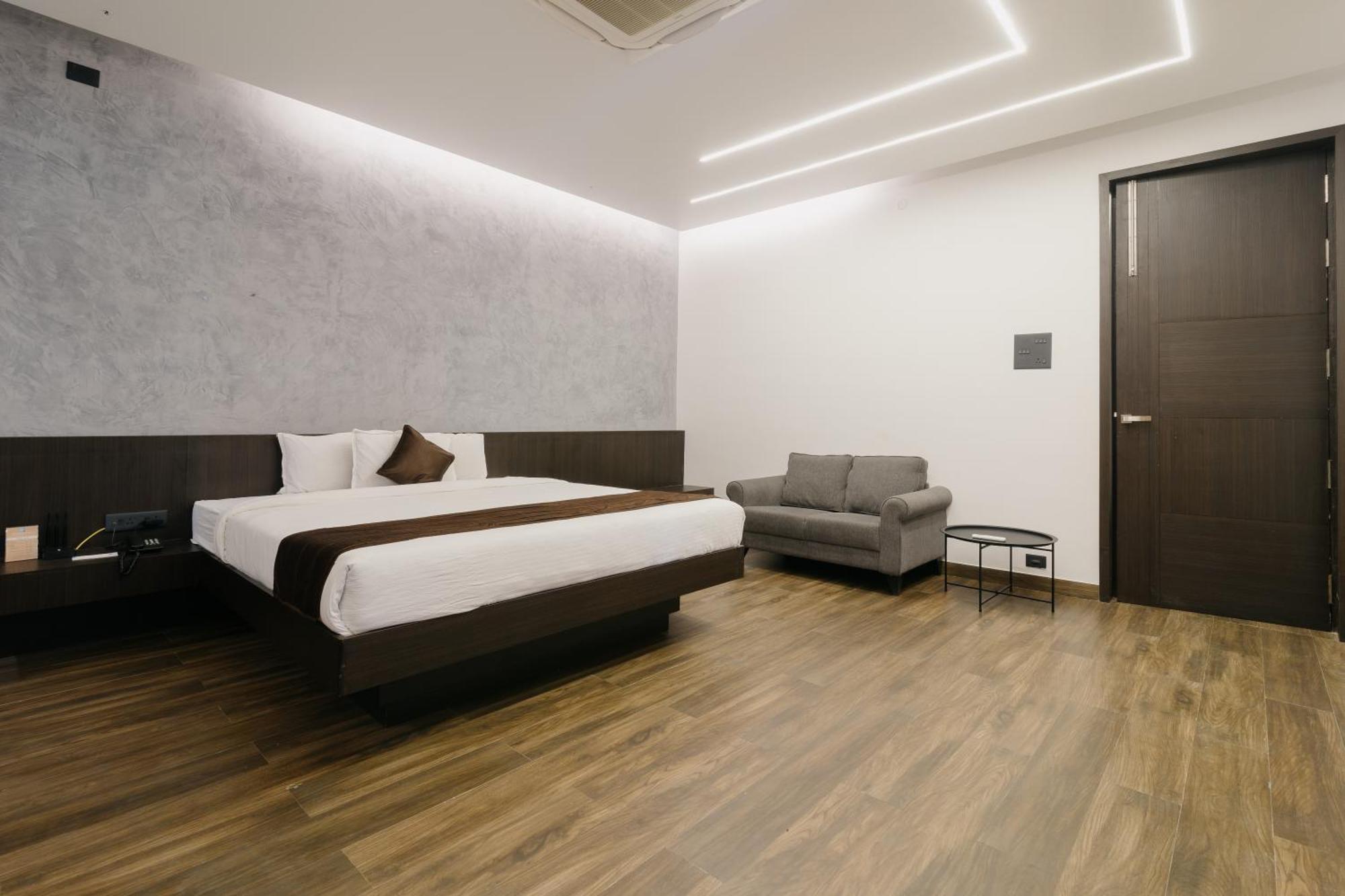 D Wayfarer Inn Resort 에로드 외부 사진