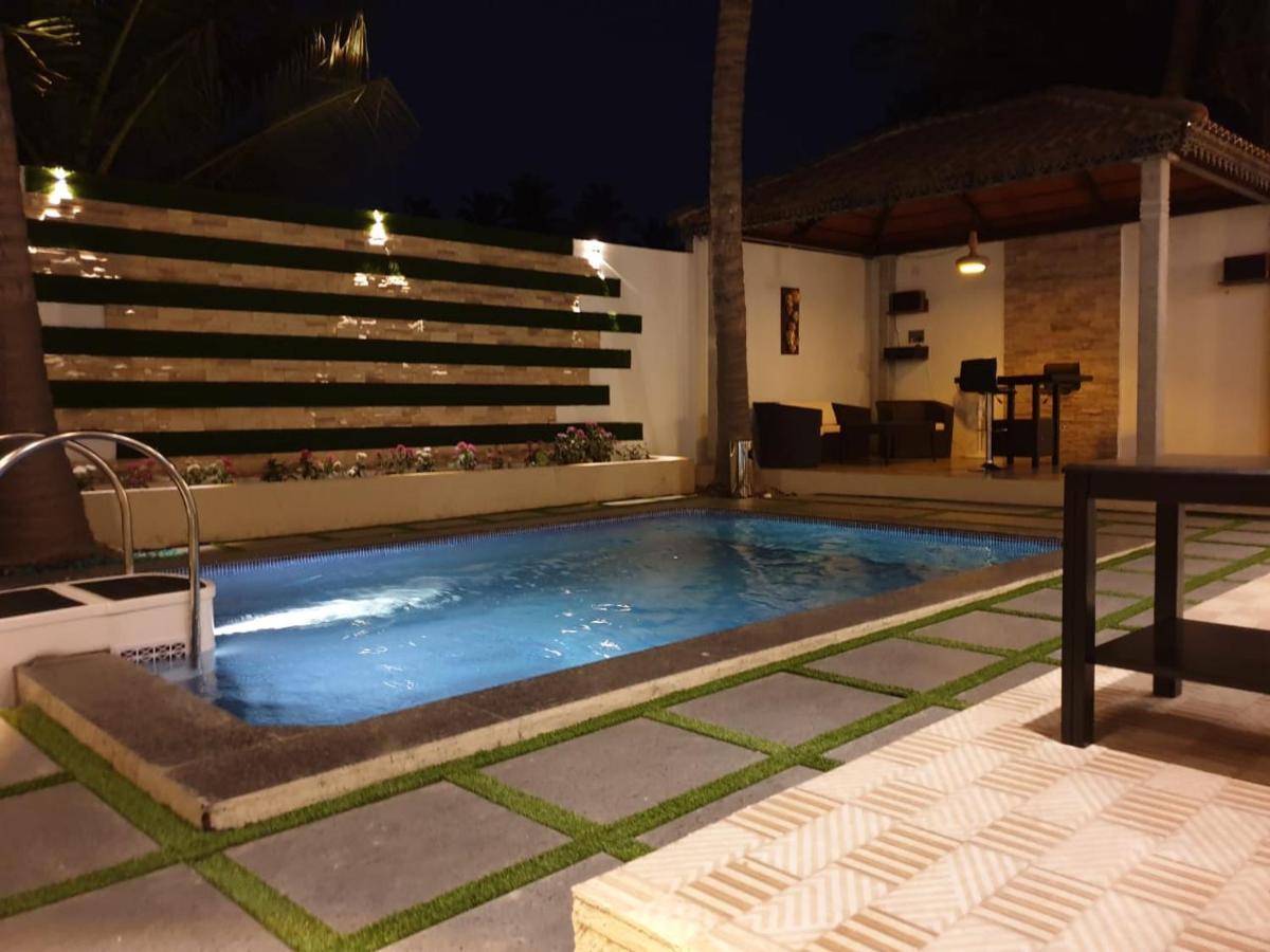 D Wayfarer Inn Resort 에로드 외부 사진